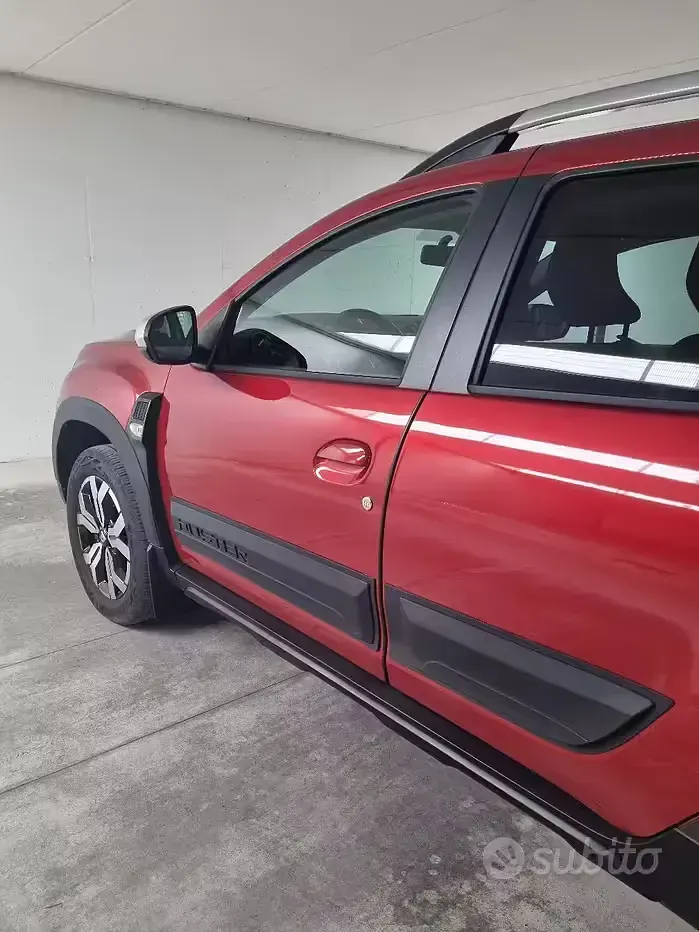 Usata Dacia Duster 90 CV (66 kW) 2022 Rosso SUV