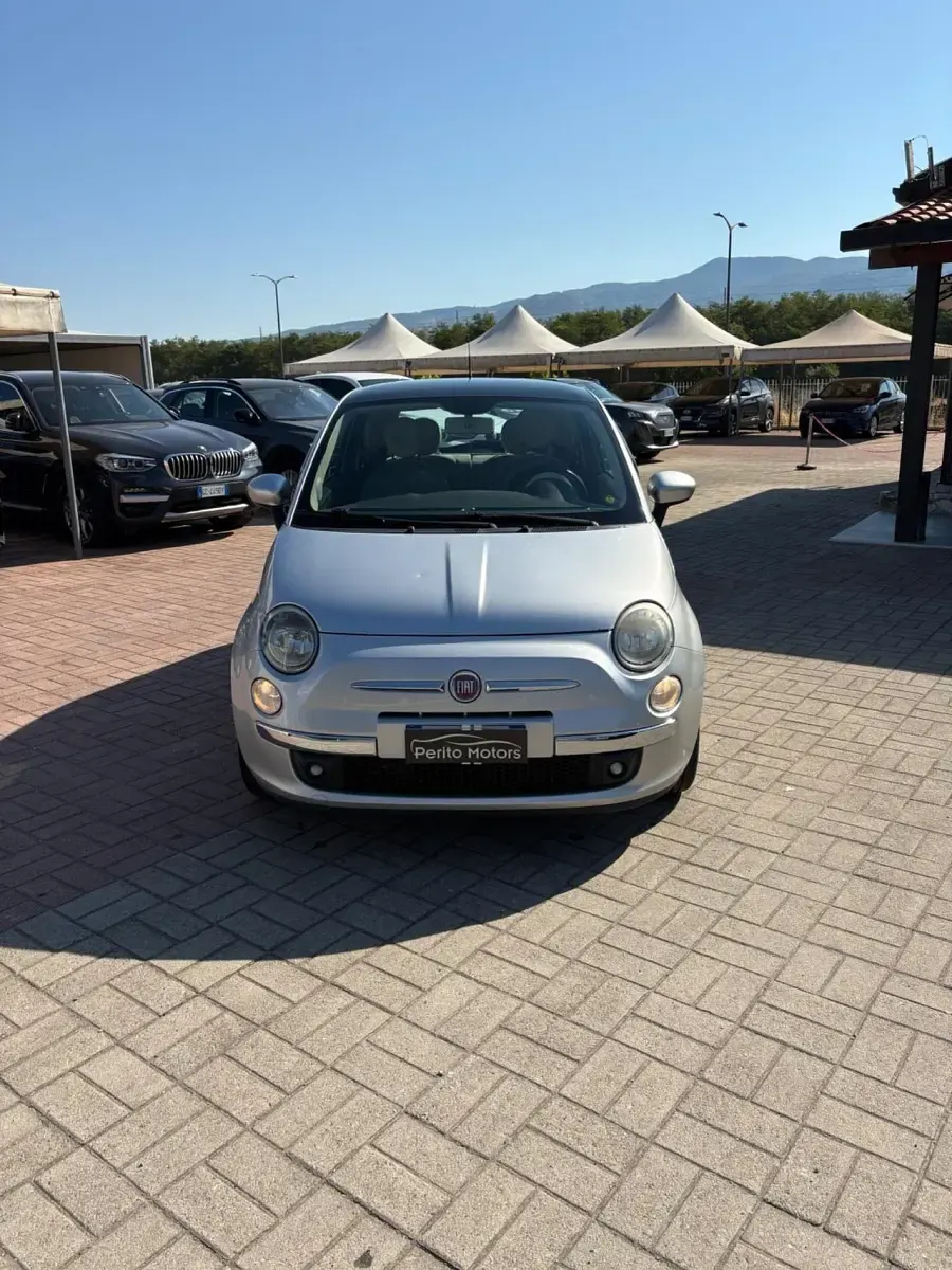 Usata Fiat 500 Lounge 95 CV (69 kW) 2011 Argento Berlina