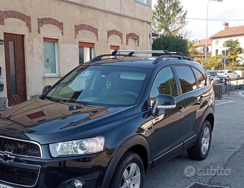 Usata Chevrolet Captiva 163 CV (119 kW) 2011 Nero SUV