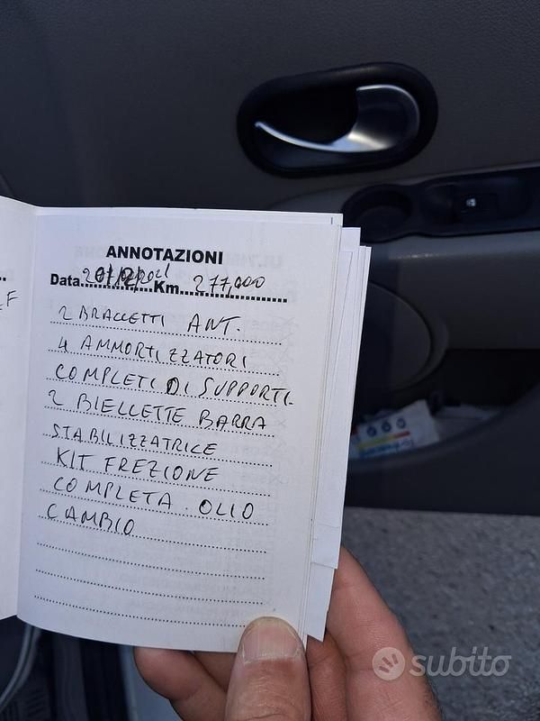 Grigio Usata 2015 Renault Modus Monovolume | 4200 € (Buon prezzo) - Immagine 1/4