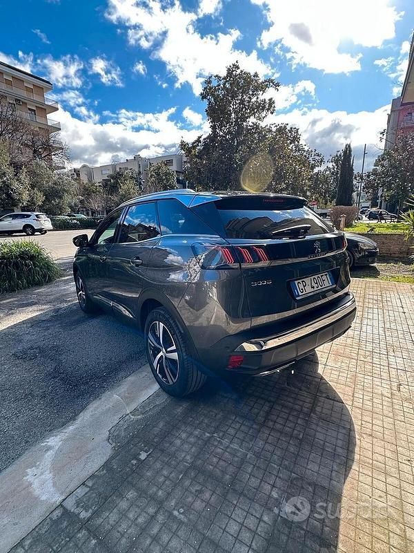 Usata Peugeot 3008 GT 131 CV (96 kW) 2023 Grigio SUV