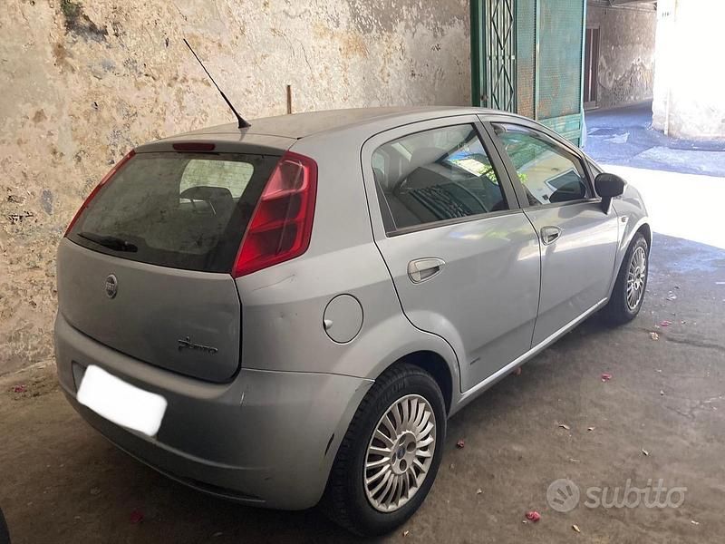 Usata Fiat Grande Punto 75 CV (55 kW) 2007 Utilitaria