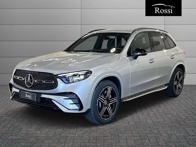 Bianco polare Nuova 2025 Mercedes GLC220 SUV | 71.000 € - Immagine 1/4