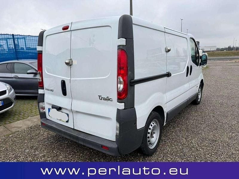 Usata Renault Trafic 115 CV (84 kW) 2010 Bianco Monovolume