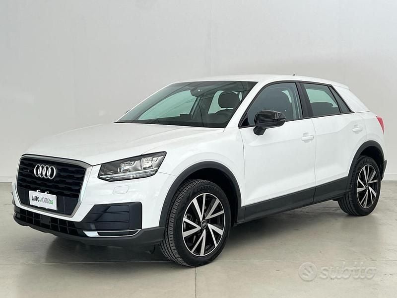 Usata Audi Q2 Ambiente 190 CV (139 kW) 2019 Bianco SUV