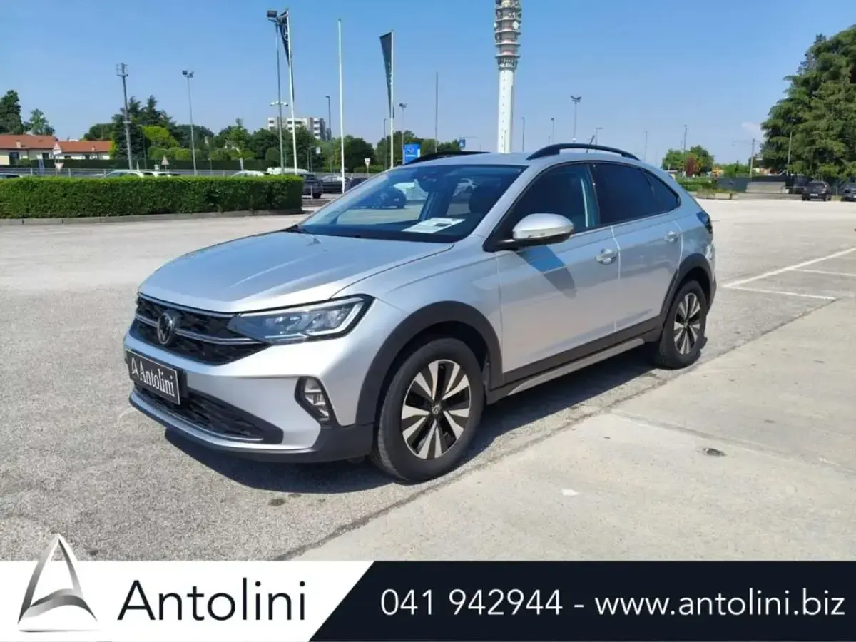 Usata VW Taigo Life 116 CV (85 kW) 2024 Argento SUV