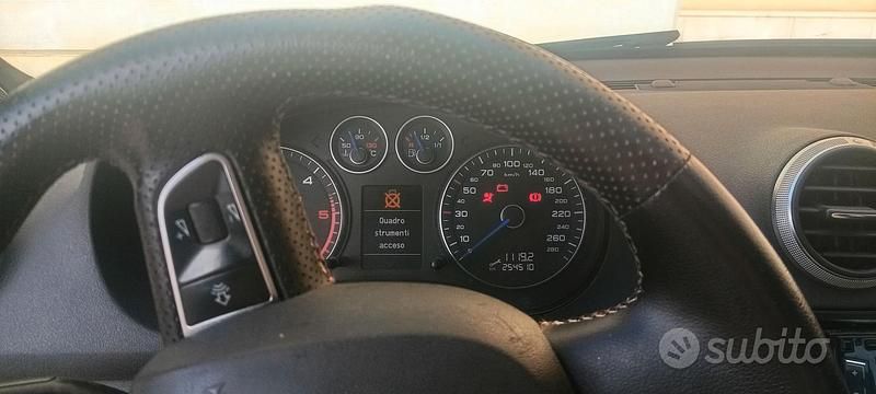 Usata Audi A3 Sportback Attraction 105 CV (77 kW) 2011 Verde Utilitaria
