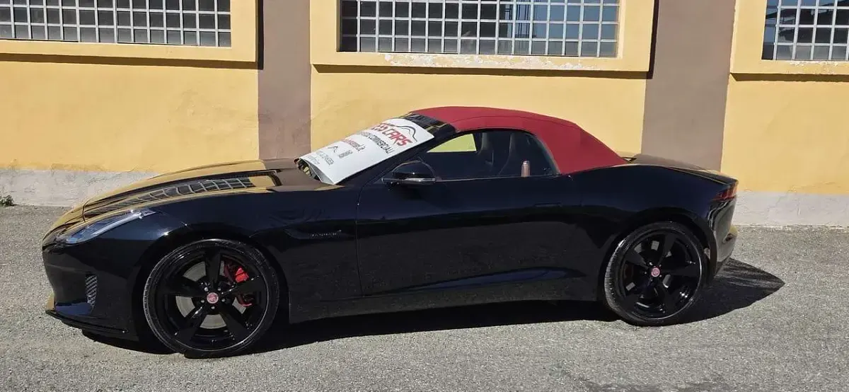 Usata Jaguar F-Type 340 CV (250 kW) 2018 Nero Cabrio