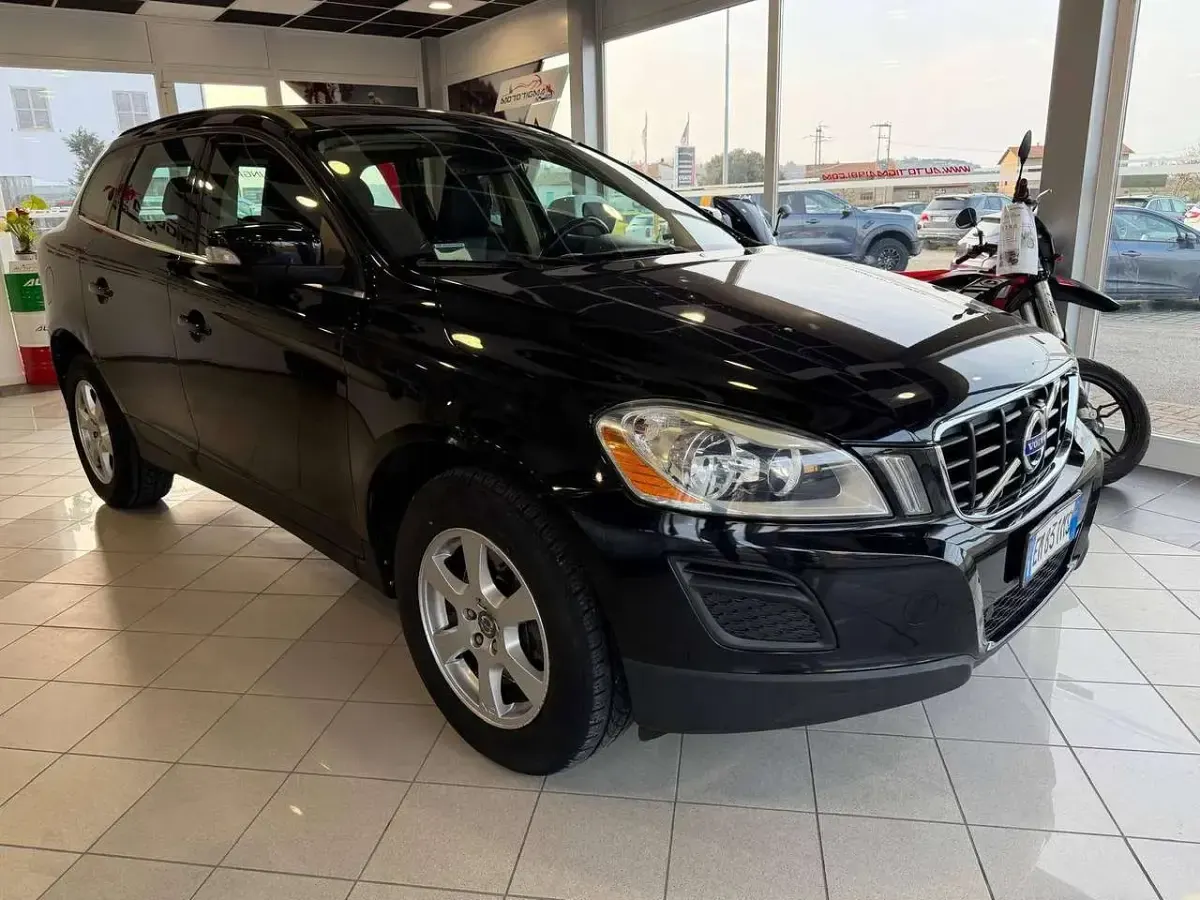 Usata Volvo XC60 Business Edition 163 CV (119 kW) 2012 Nero SUV