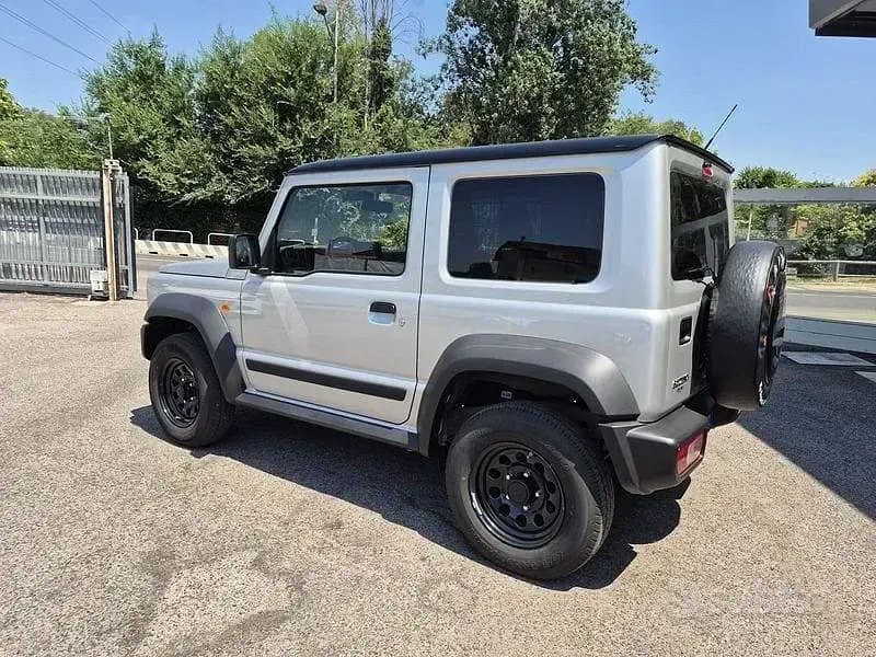 Usata Suzuki Jimny 102 CV (75 kW) 2024 Other SUV
