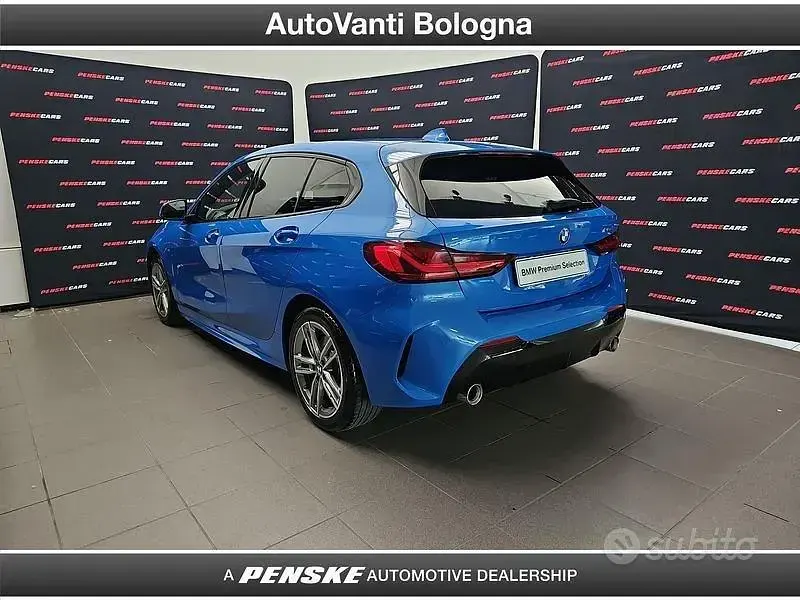 Usata BMW 120 M Sport 190 CV (139 kW) 2023 Blu Utilitaria