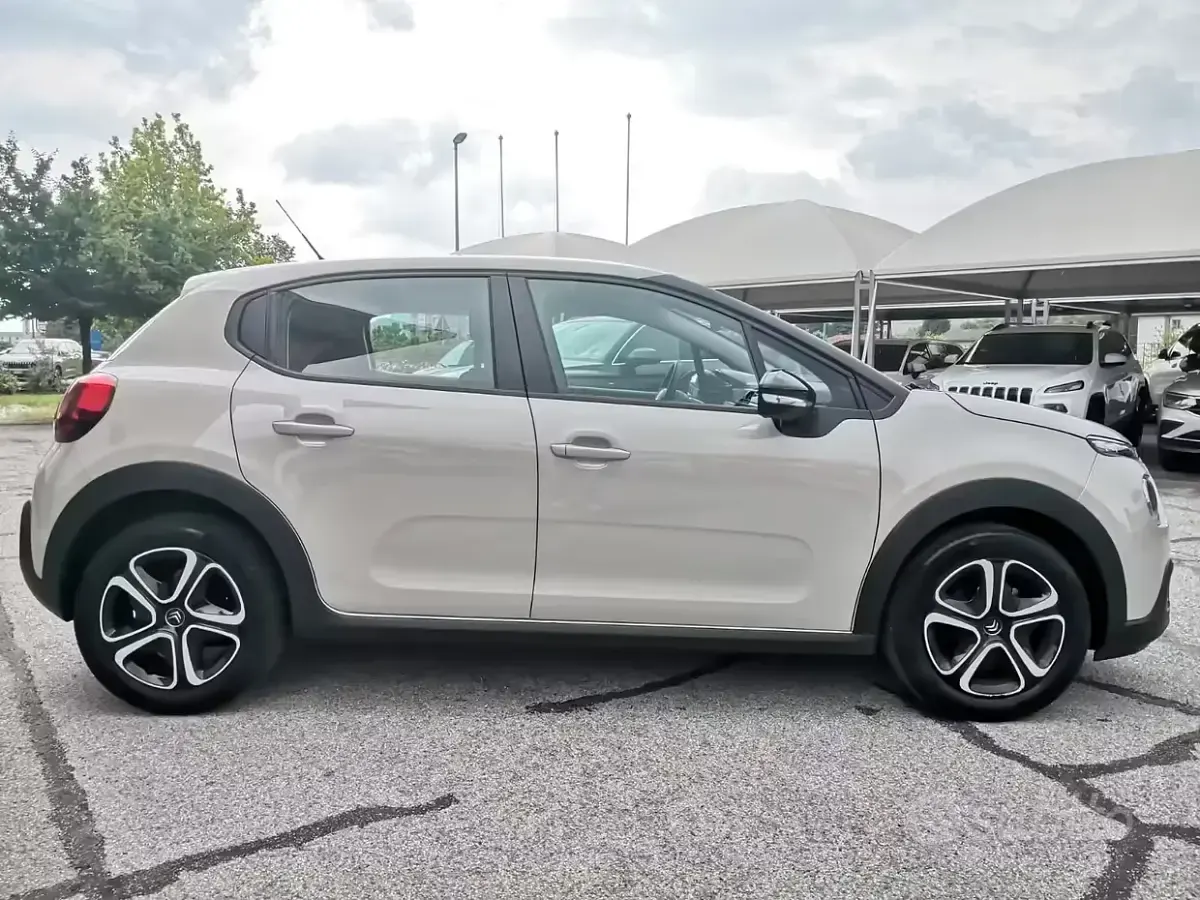 Usata Citroën C3 PureTech 83 CV (61 kW) 2024 Beige Utilitaria
