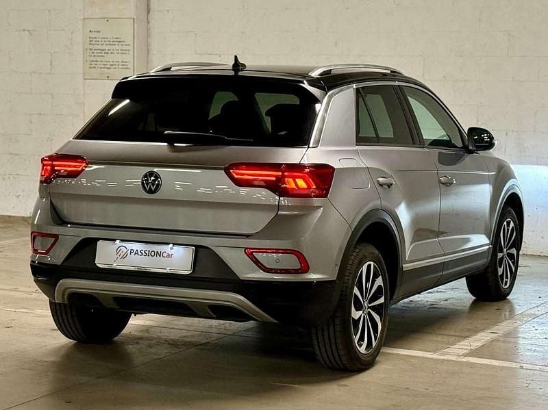 Usata VW T-Roc Style 150 CV (110 kW) 2022 Argento SUV