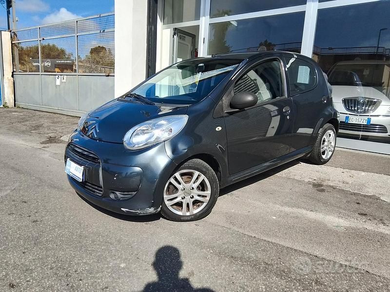 Occasion Citroën C1 Attraction 68 ch (50 kW) 2011 Noir Citadine