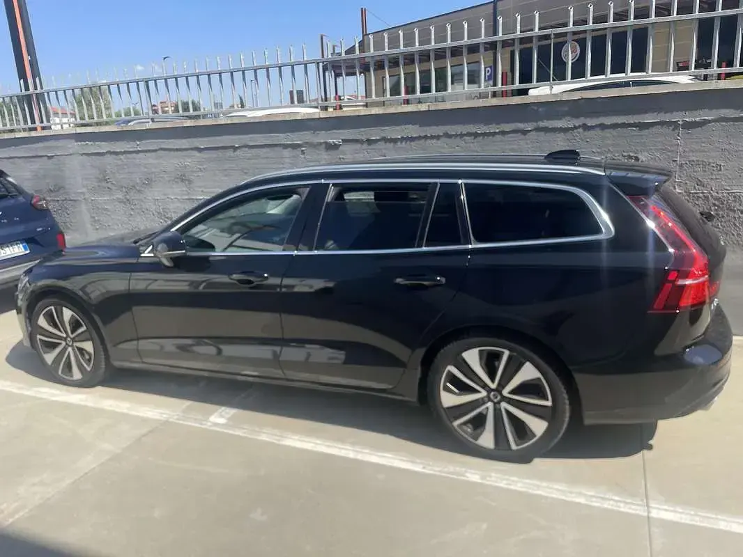 Usata Volvo V60 Business Edition 197 CV (144 kW) 2020 Station wagon