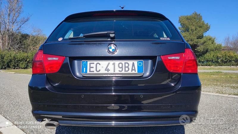 Usata BMW 318 Efficient Dynamics 143 CV (105 kW) 2010 Nero Station wagon