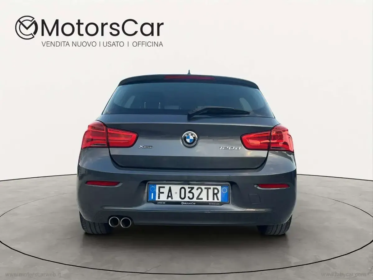 Usata BMW 120 Advantage 190 CV (139 kW) 2015 Grigio Utilitaria