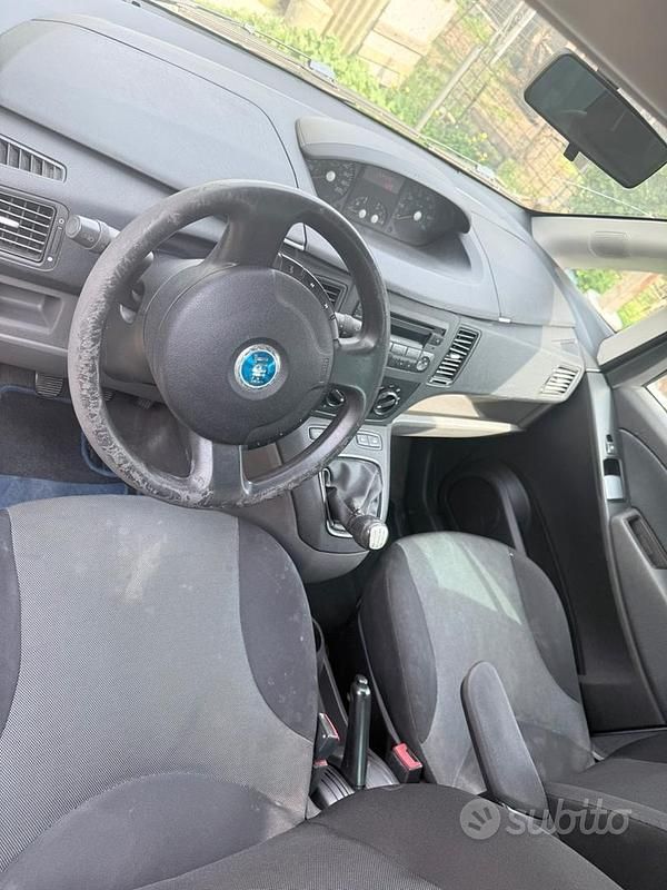Usata Fiat Idea 90 CV (66 kW) 2008 Monovolume