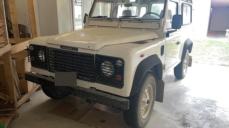 Usata Land Rover Defender 1988 Bianco SUV