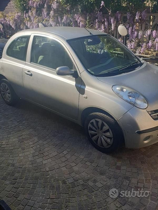 Usata Nissan Micra 2004 Grigio Utilitaria