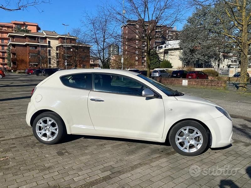 Usata Alfa Romeo MiTo Progression 120 CV (88 kW) 2016 Bianco Utilitaria