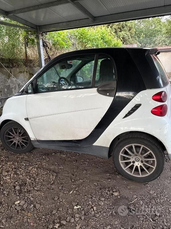 Usata Smart ForTwo Coupé 61 CV (44 kW) 2008 Bianco Coupé