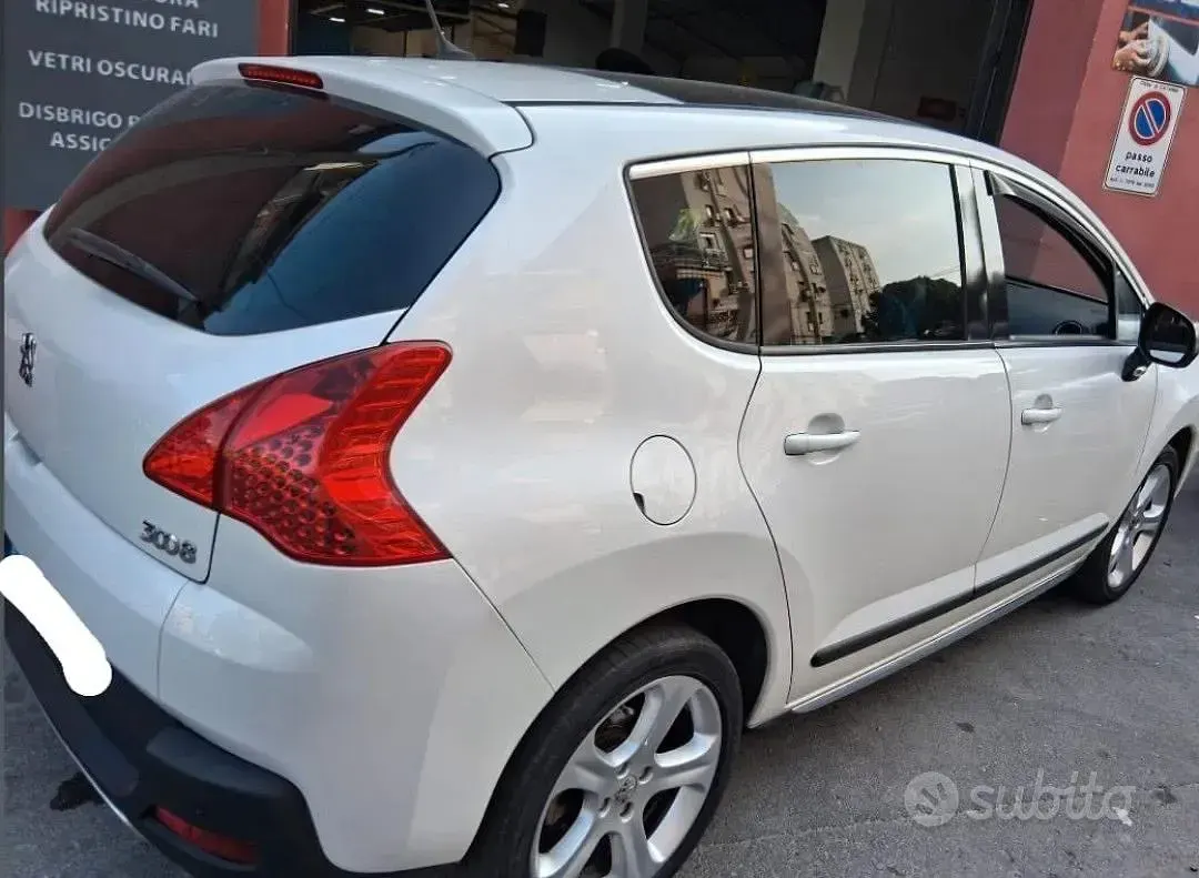 Usata Peugeot 3008 2011 Bianco Station wagon