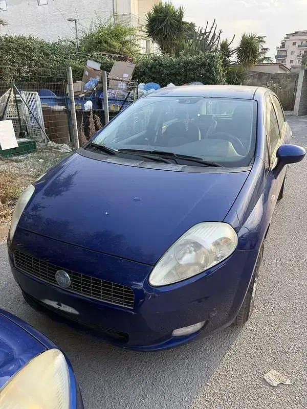 Usata Fiat Grande Punto Active 75 CV (55 kW) 2007 Utilitaria