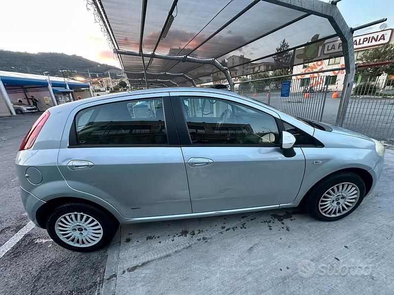 Usata Fiat Grande Punto 2008 Grigio Utilitaria