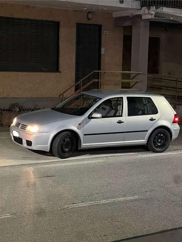 Usata VW Golf III GT 101 CV (74 kW) 1997 Berlina