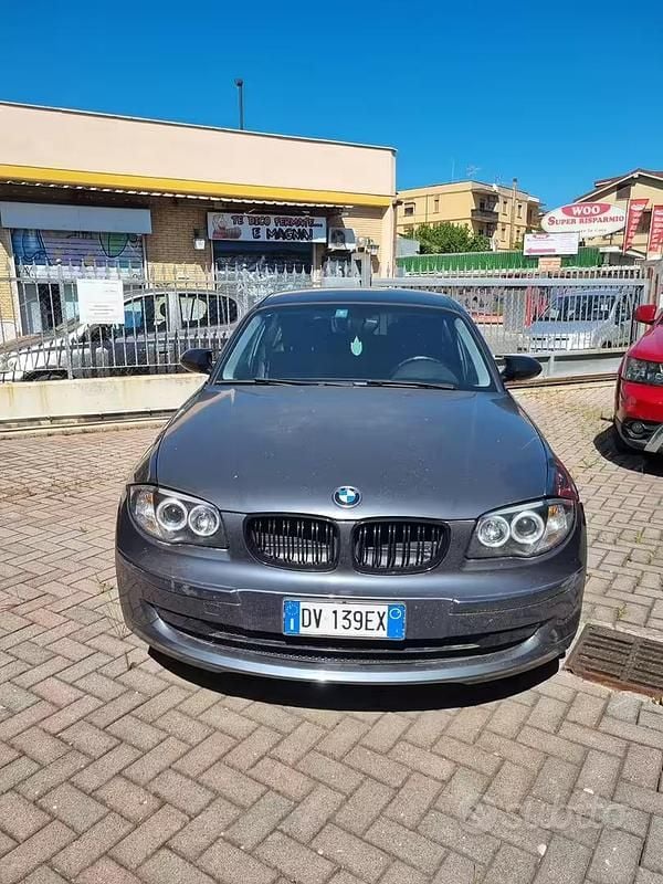Usata BMW 120 177 CV (130 kW) 2008 Utilitaria