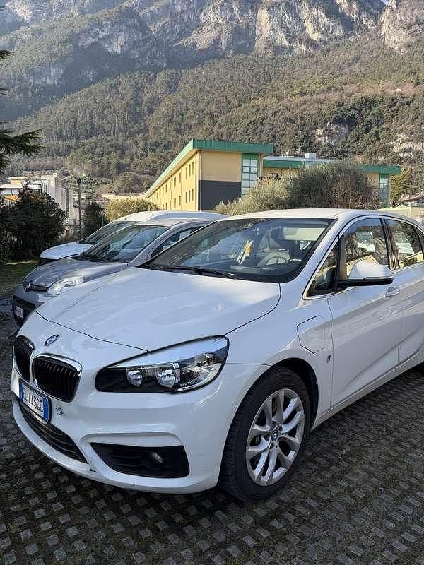Usata BMW 225 Active Tourer iPerformance 136 CV (100 kW) 2017 Monovolume
