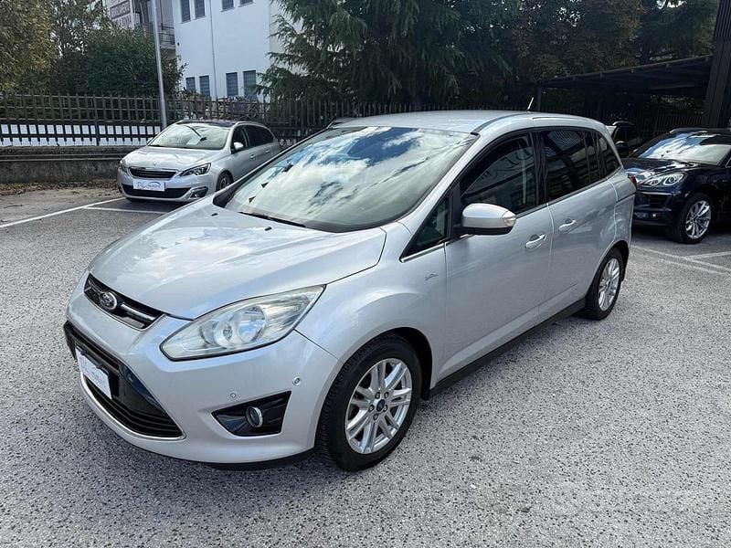 Usata Ford C-MAX Titanium 115 CV (84 kW) 2017 Grigio Monovolume