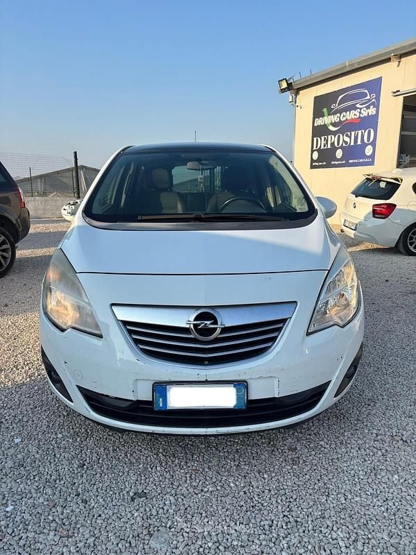 Usata Opel Meriva 110 CV (80 kW) 2010 Monovolume
