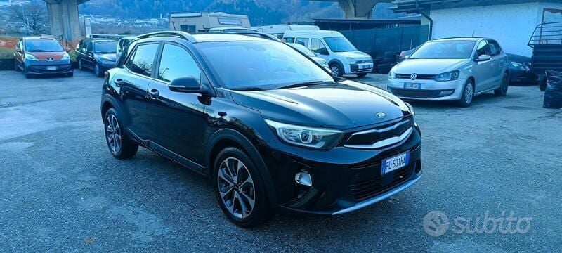 Usata Kia Stonic 119 CV (87 kW) 2017 Nero SUV