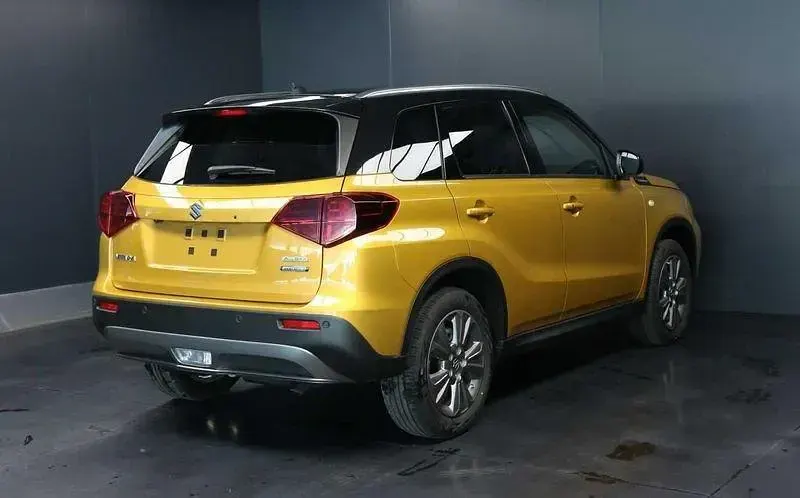 Nuova Suzuki Vitara Cool 110 CV (80 kW) 2026 Giallo SUV