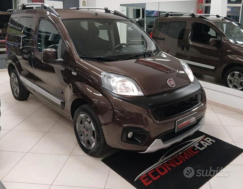 Usata Fiat Qubo Trekking 95 CV (69 kW) 2017 Marrone Monovolume