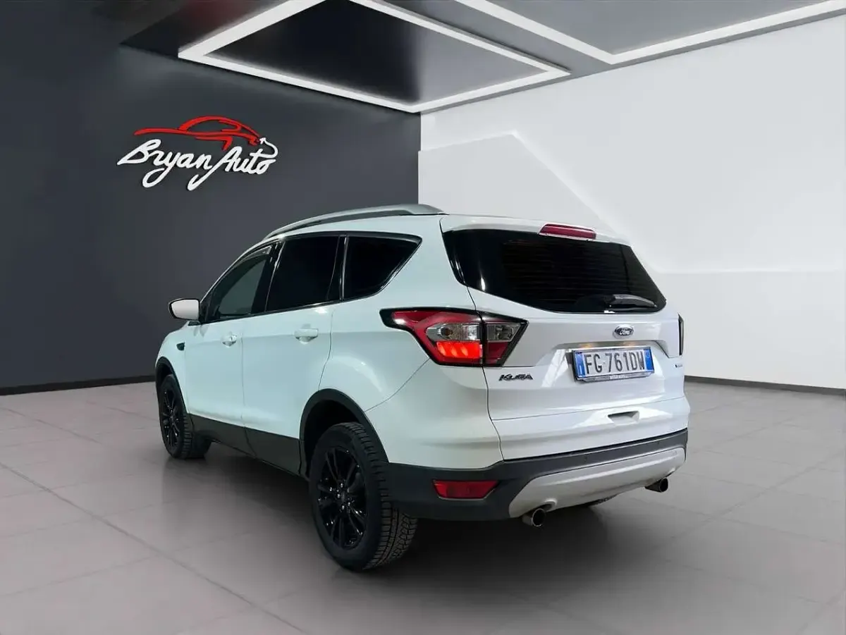 Usata Ford Kuga Titanium 120 CV (88 kW) 2016 Other SUV
