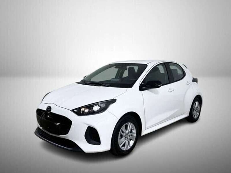 Bianco Nuova 2025 Mazda 2 Center-Line Tre volumi | 20.450 € (Buon prezzo) - Immagine 1/4