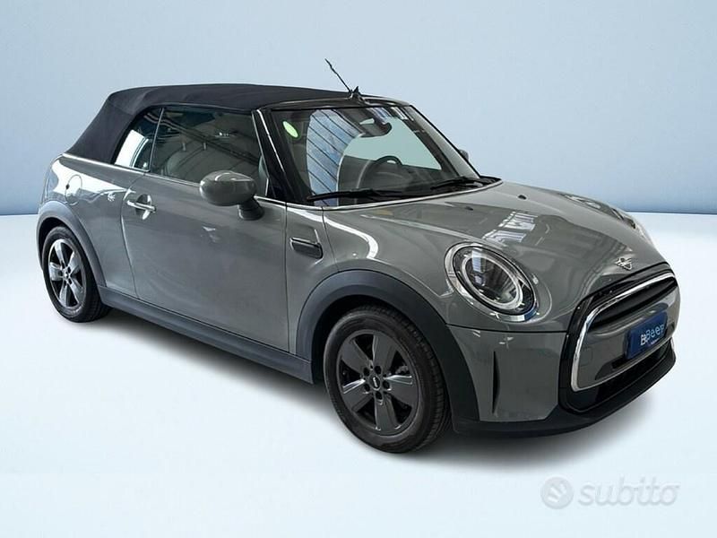 Usata Mini Cooper Cabriolet Essential 136 CV (100 kW) 2022 Grigio Cabrio