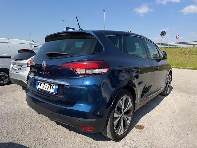 Usata Renault Scénic IV Bose Edition 110 CV (80 kW) 2017 Blu Monovolume