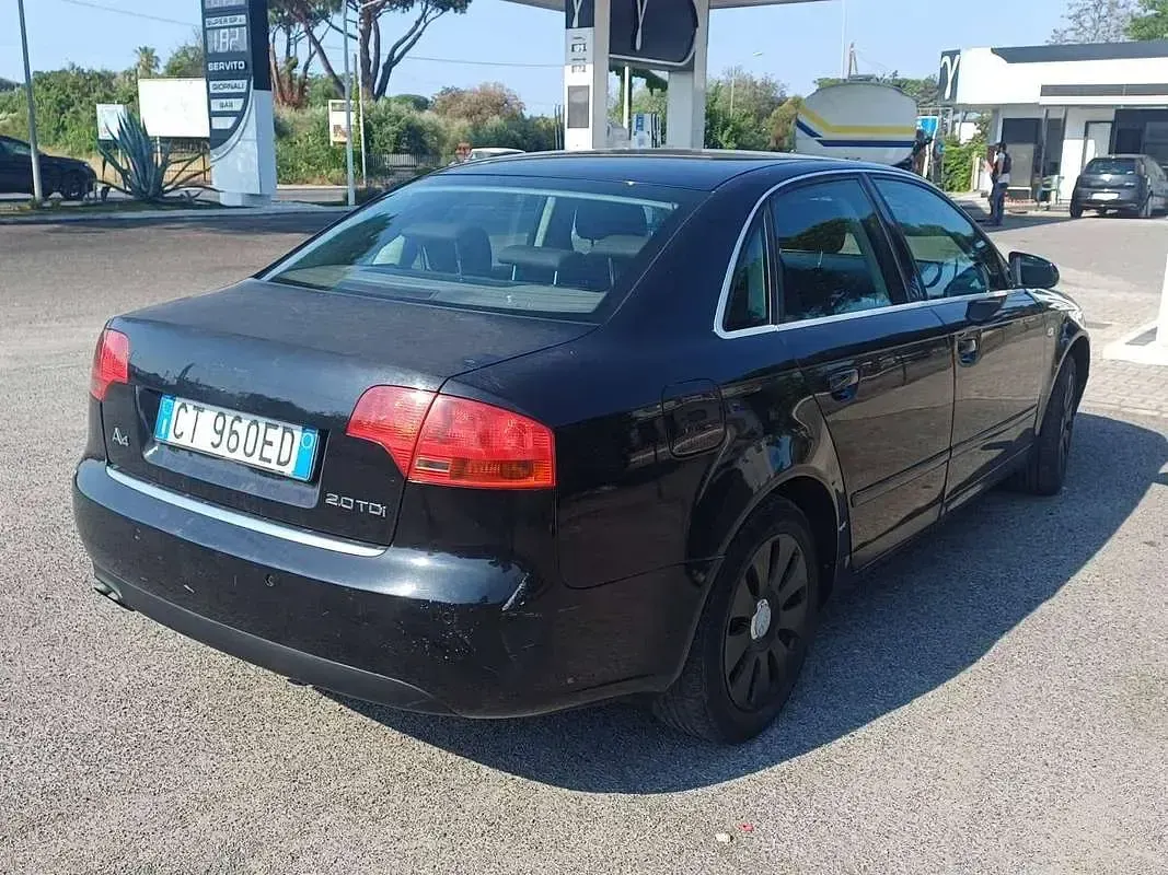 Usata Audi A4 Ambiente 140 CV (102 kW) 2005 Berlina