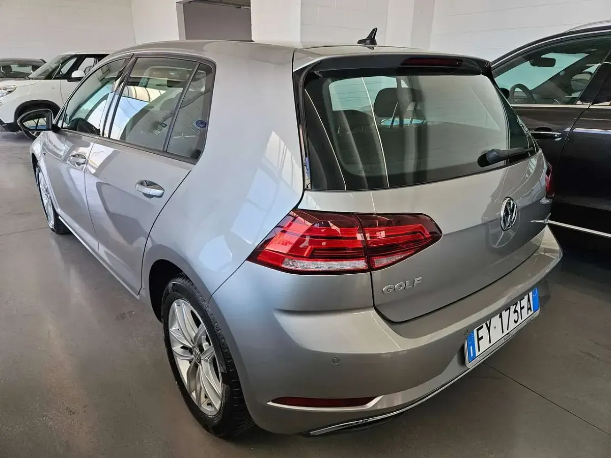 Usata VW Golf VII Executive 131 CV (96 kW) 2019 Grigio Berlina