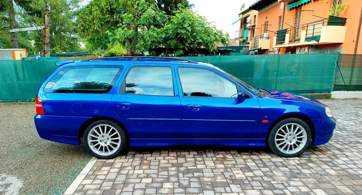 Usata Ford Mondeo ST200 205 CV (150 kW) 2000 Station wagon