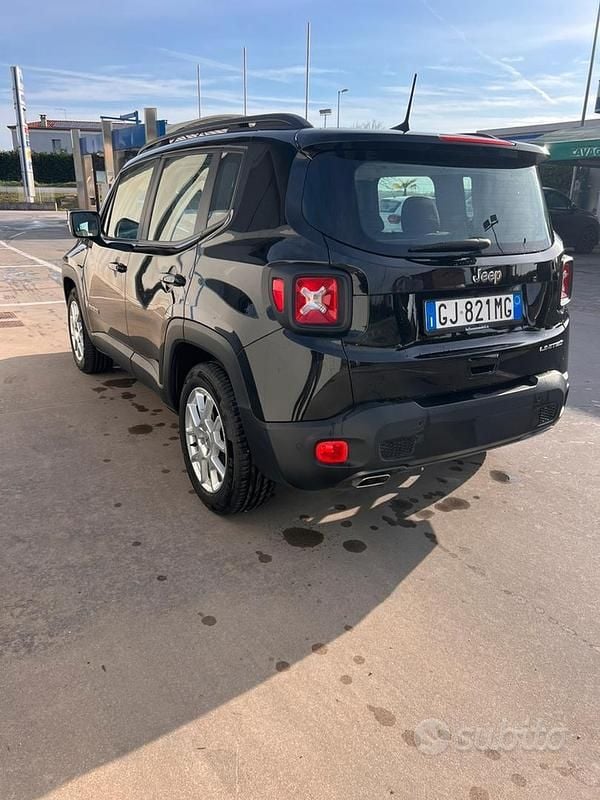 Usata Jeep Renegade Limited 131 CV (96 kW) 2022 Nero SUV