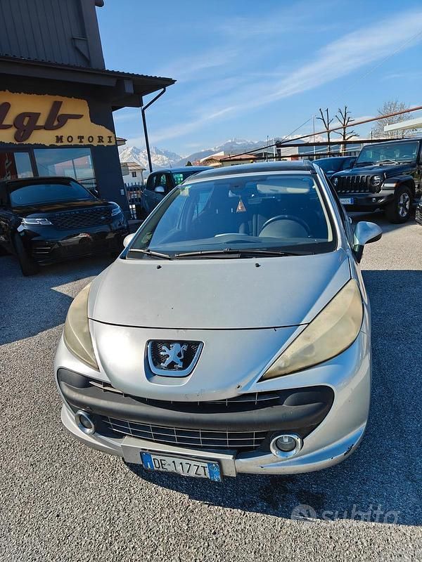 Usata Peugeot 207 109 CV (80 kW) 2007 Grigio Berlina