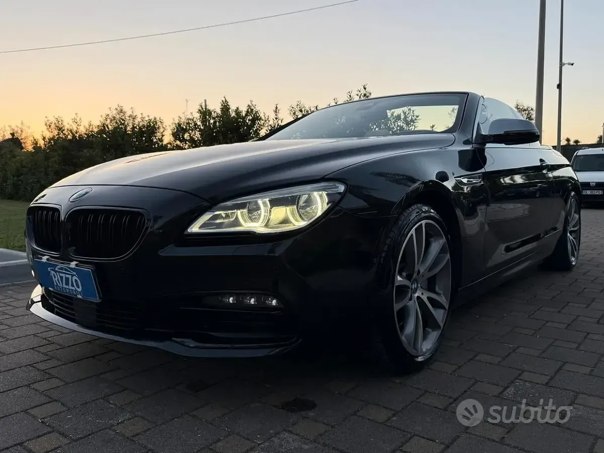 Usata BMW 640 Cabriolet Efficient Dynamics 313 CV (230 kW) 2016 Nero Cabrio