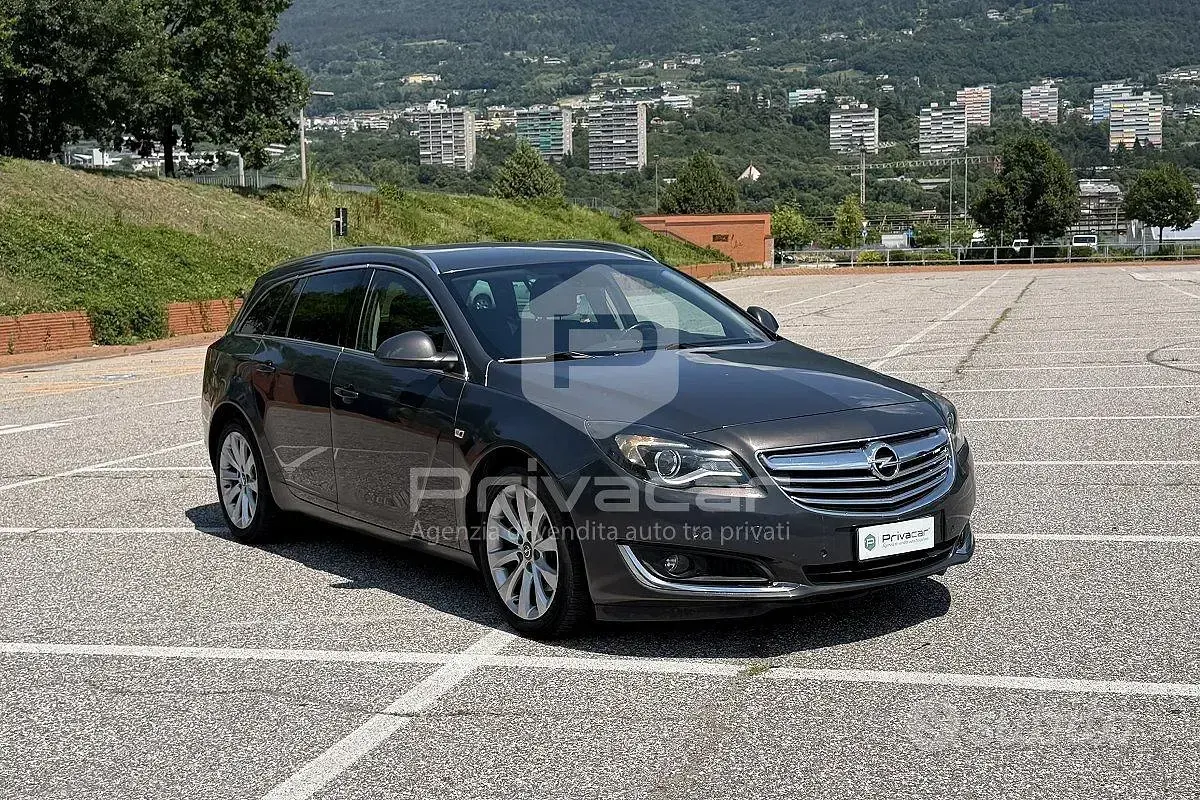 Usata Opel Insignia Business 163 CV (119 kW) 2014 Grigio Station wagon