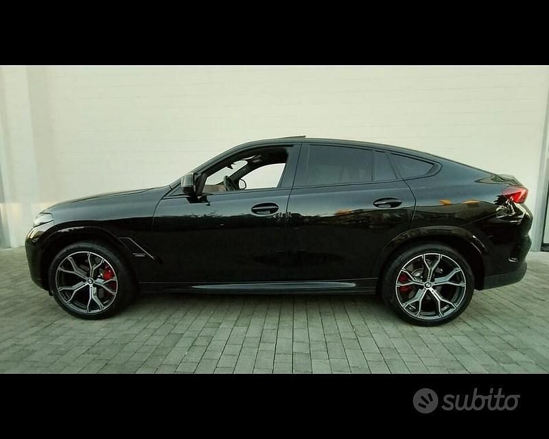 Usata BMW X6 M M Sport 625 CV (459 kW) 2024 Nero SUV