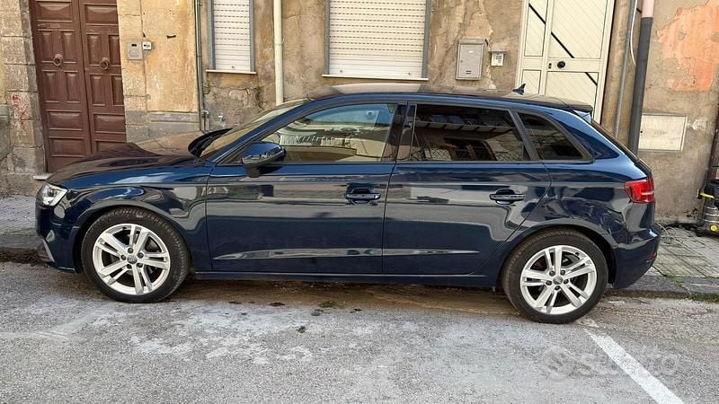 Usata Audi A3 Sport 116 CV (85 kW) 2018 Blu Berlina